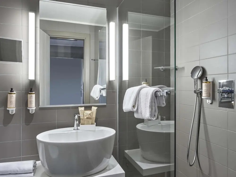 هتل کولوسئوم رم مرکو